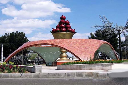 سالن مطالعه نوشافرین در ساوه